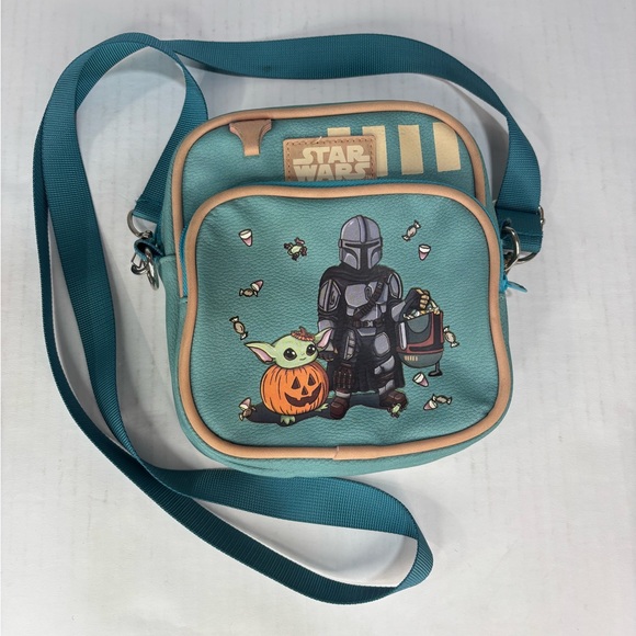 New Star Wars The Mandalorian Mando & The Child Trick or Treat Crossbody Bag‎ - Picture 1 of 4